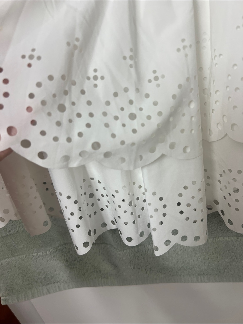 Offline By Aerie Real Me Eyelet Skort White Tiered Tennis Mini Skirt Sz. Medium - Picture 3 of 11